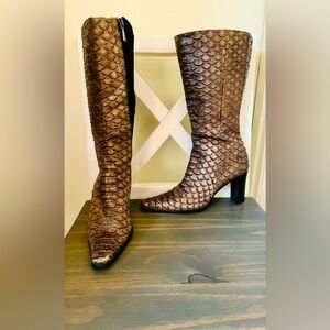 Italian leather alligator scale boots size 8